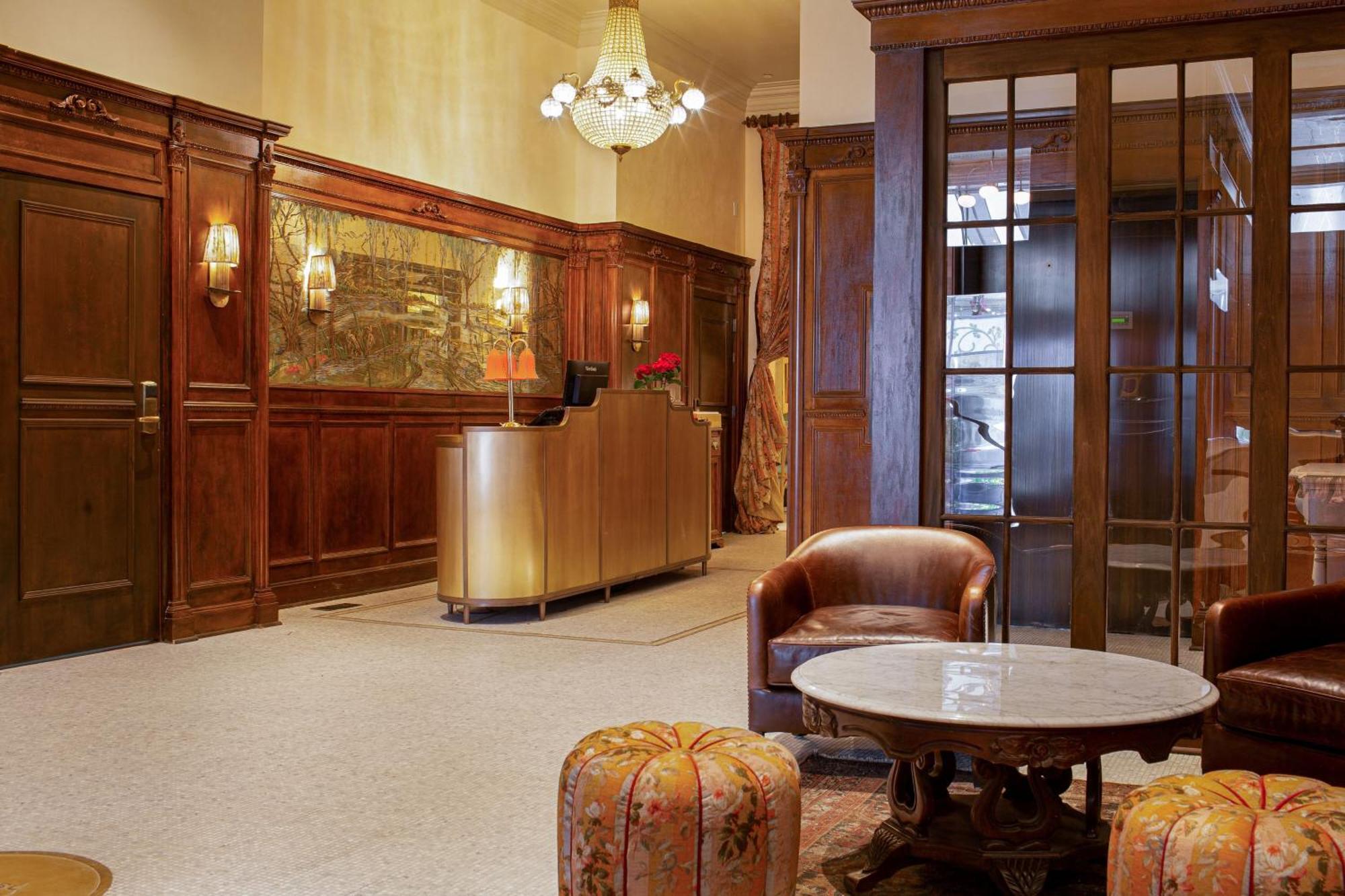 Hotel Cleo, Knoxville Downtown, A Tribute Portfolio Hotel Exterior photo