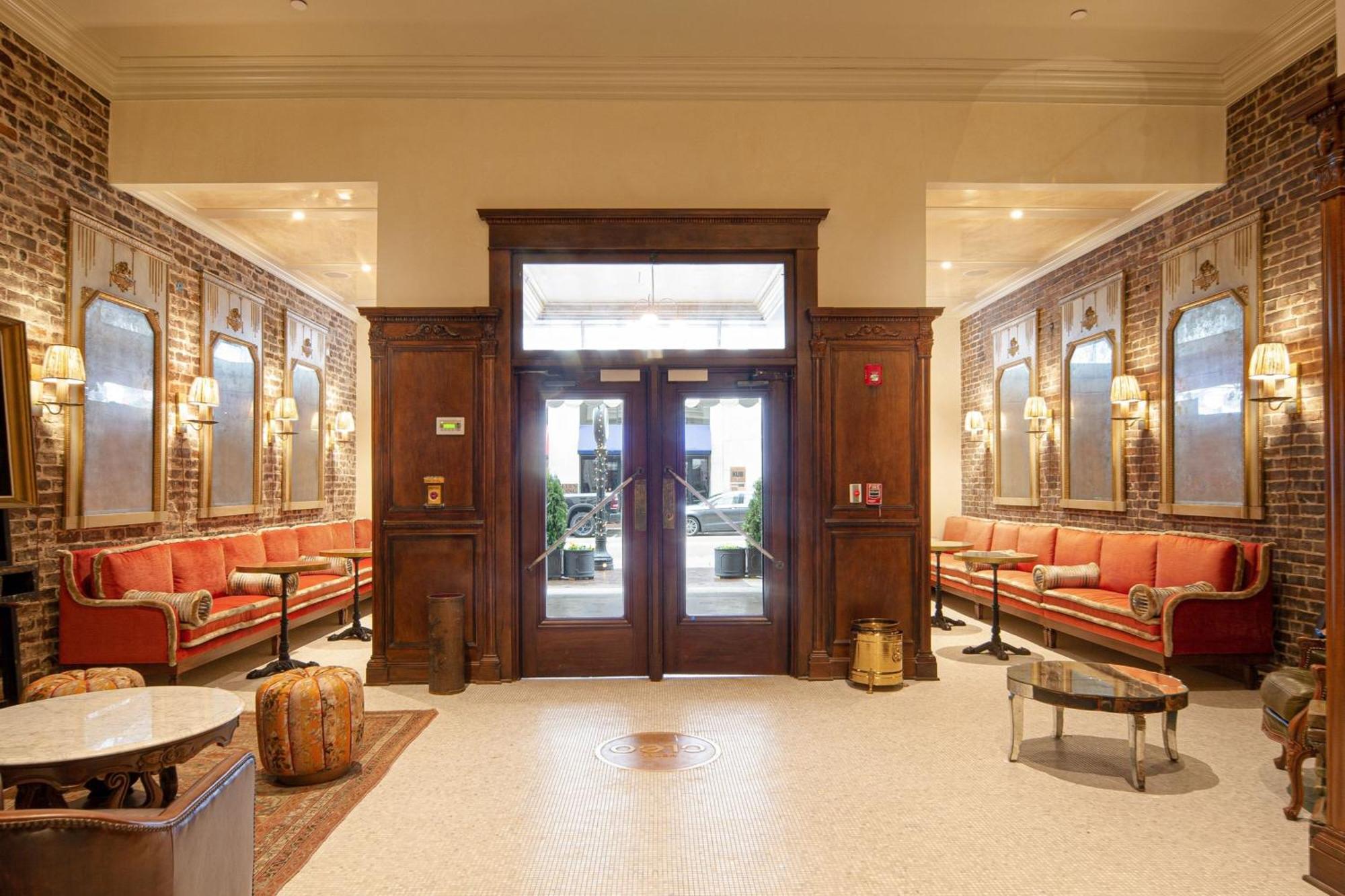 Hotel Cleo, Knoxville Downtown, A Tribute Portfolio Hotel Exterior photo